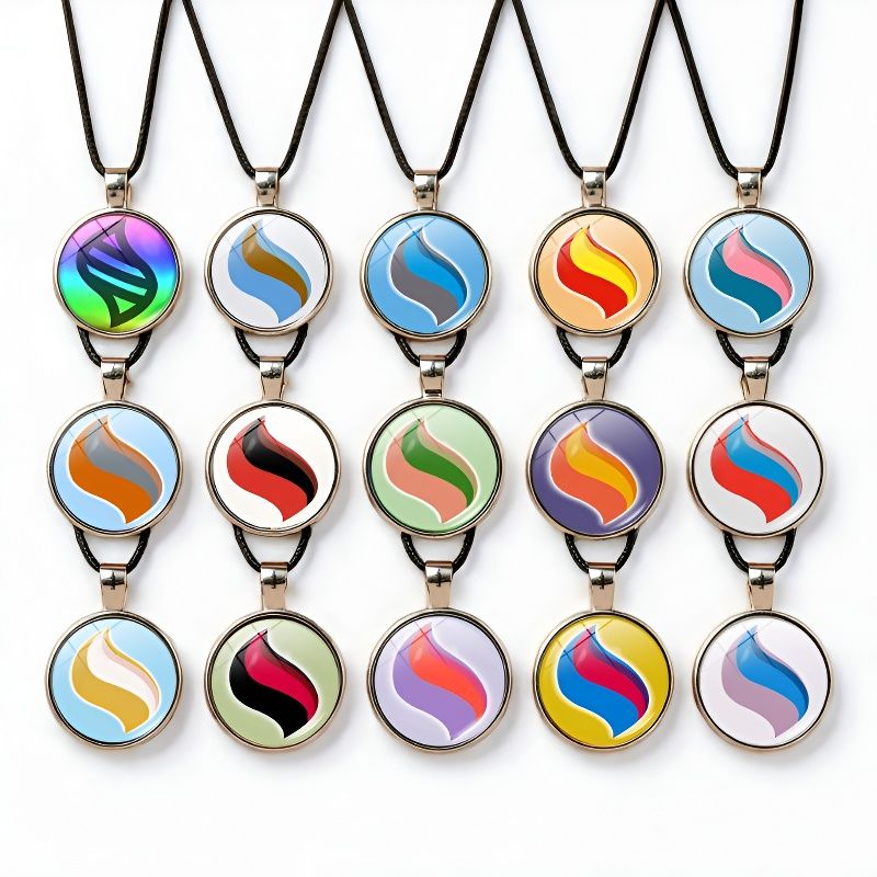 Naszyjnik Pokémon Charizard z  – Pendant Light Shade recenzja i cena